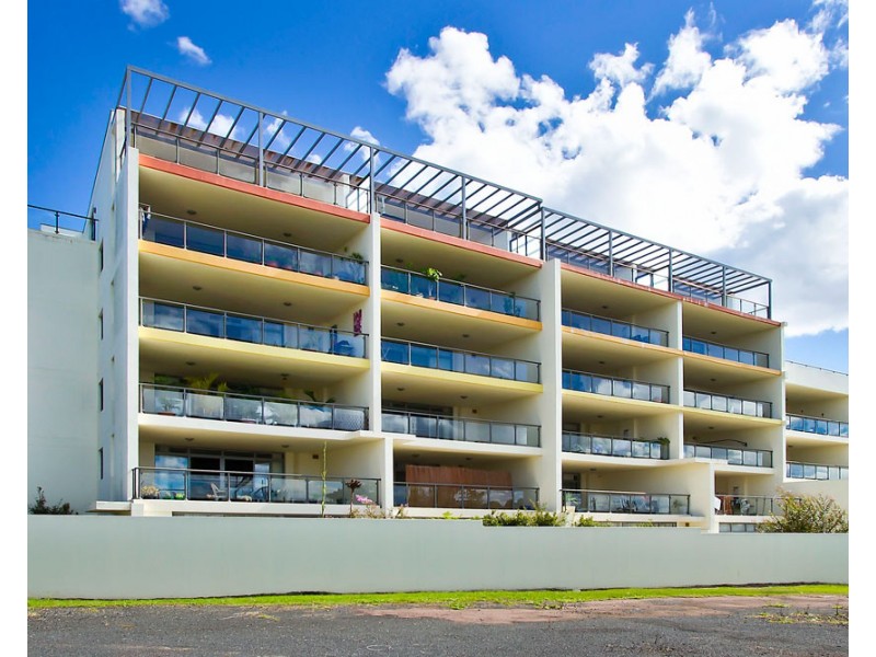 3/2-6 Warrigal Street, The Entrance NSW 2261