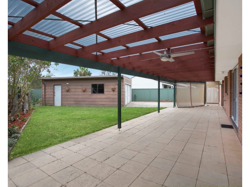 13 Collaroy Close, Chittaway Bay NSW 2261