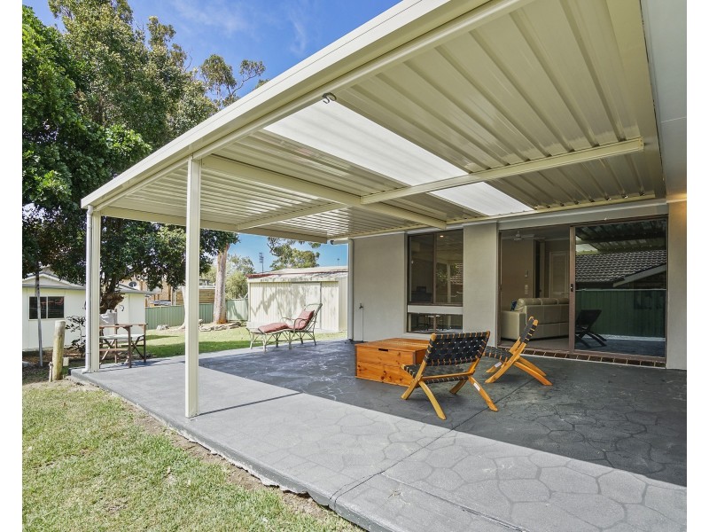 19 Rays Road, Bateau Bay NSW 2261