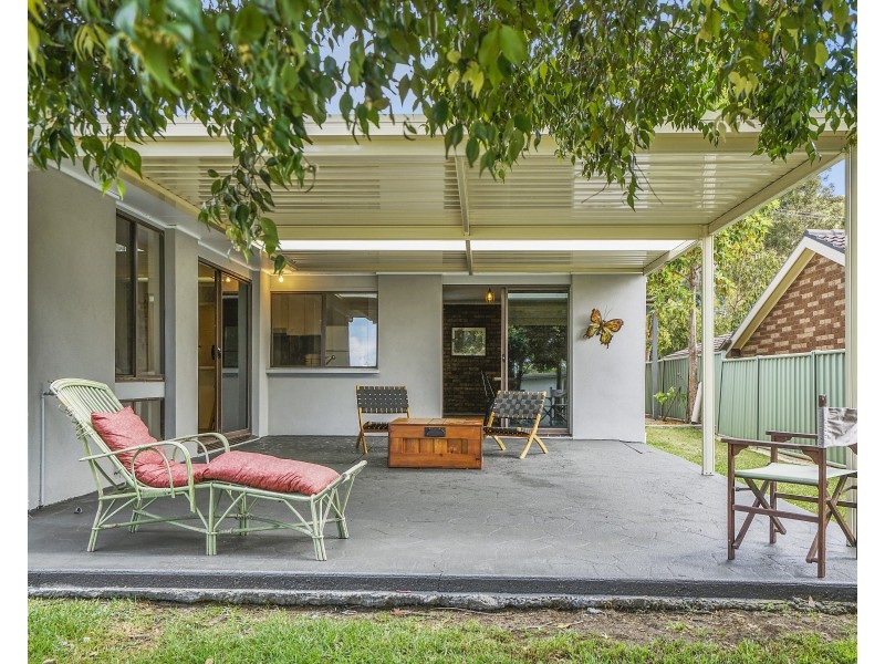 19 Rays Road, Bateau Bay NSW 2261