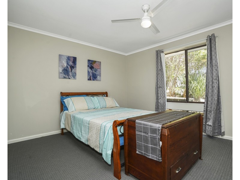 19 Rays Road, Bateau Bay NSW 2261