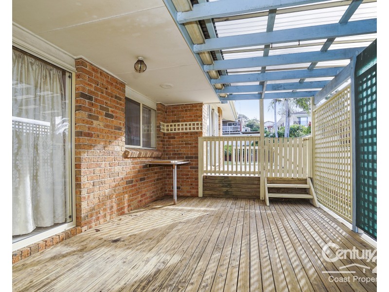 579 The Entrance Road, Bateau Bay NSW 2261