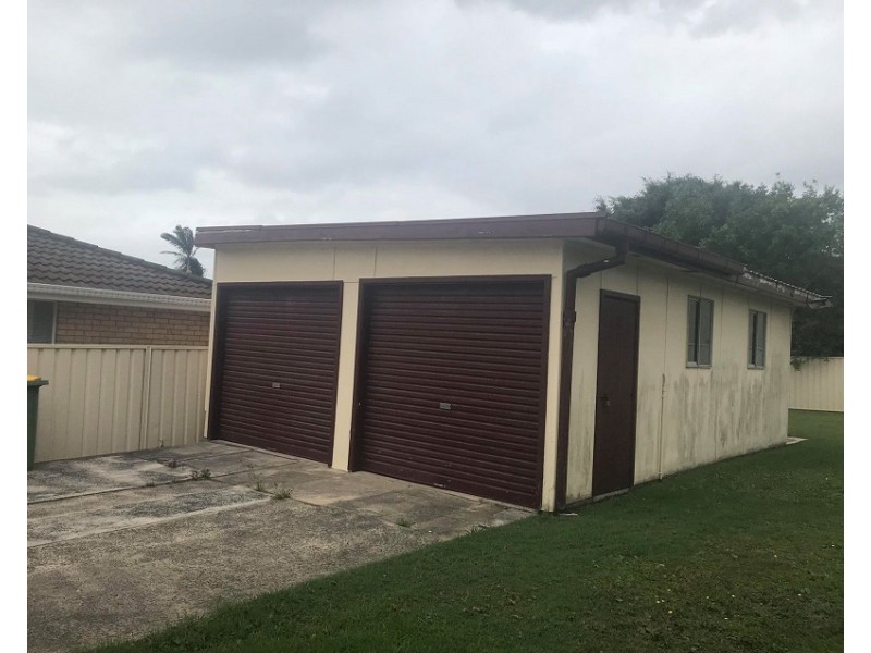 30 McGirr Avenue, The Entrance NSW 2261