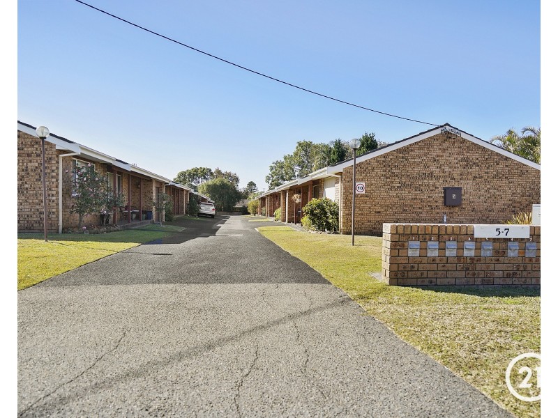 8/5-7 Gascoigne Road, Gorokan NSW 2263