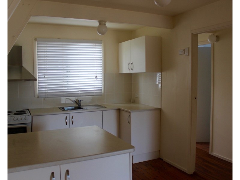 17 Flinders Ave, Killarney Vale NSW 2261