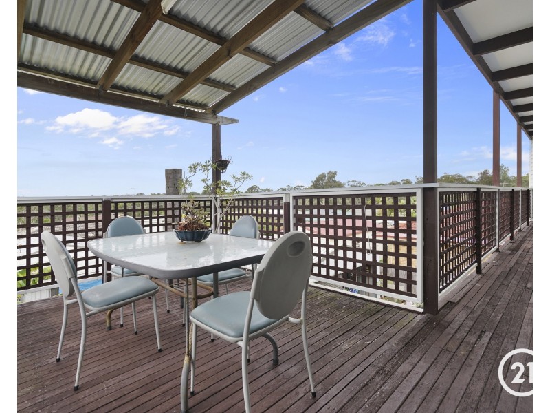 64 Yeramba Road, Summerland Point NSW 2259