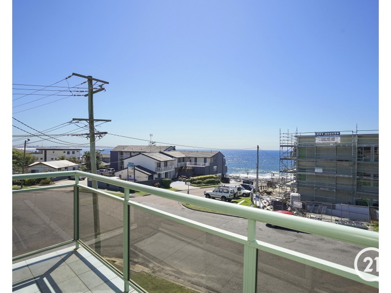10/105 Ocean Parade, Blue Bay NSW 2261