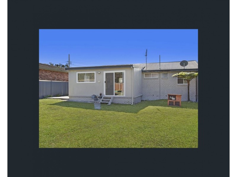 12 Sturt Street, Killarney Vale NSW 2261