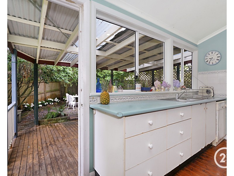 606 Coleridge Road, Bateau Bay NSW 2261