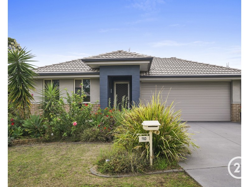 10 Florin Place, Wadalba NSW 2259