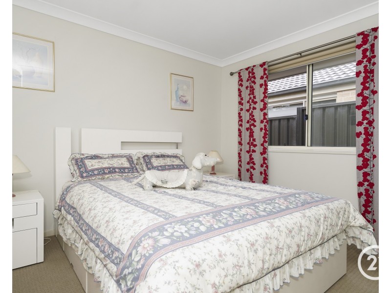 10 Florin Place, Wadalba NSW 2259