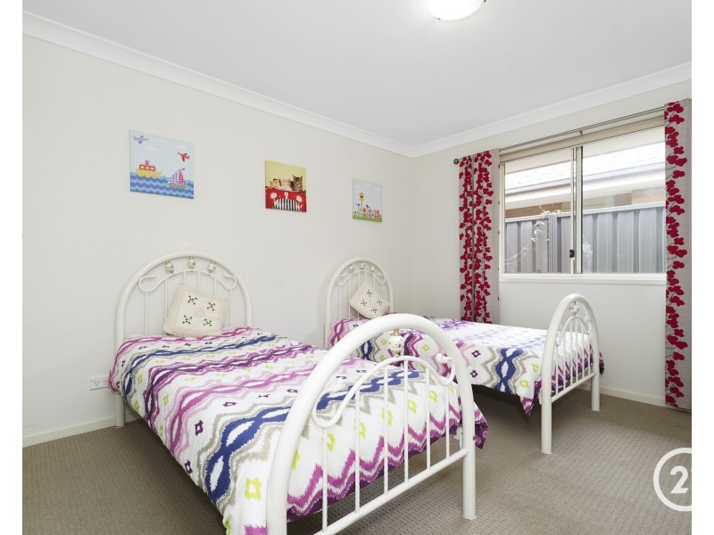 10 Florin Place, Wadalba NSW 2259