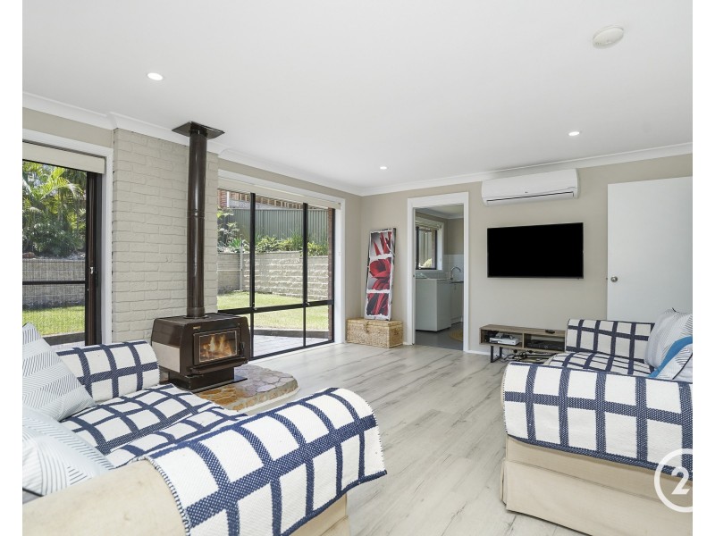 25 Waratah Street, Bateau Bay NSW 2261