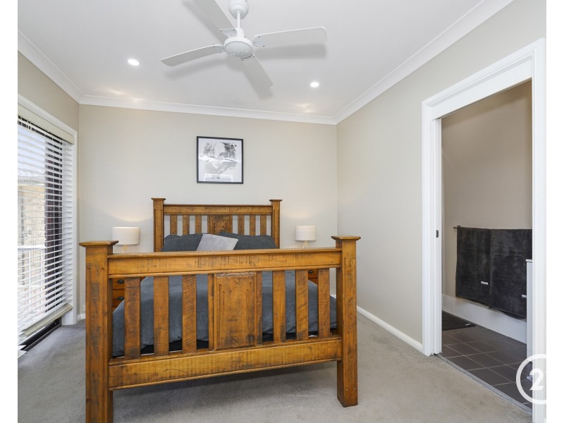 25 Waratah Street, Bateau Bay NSW 2261