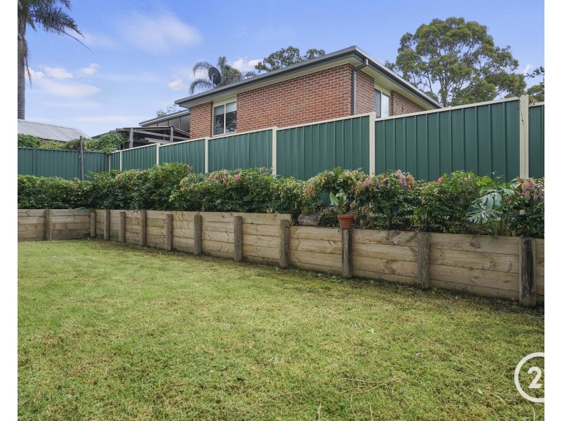143  Kerry Crescent, Berkeley Vale NSW 2261