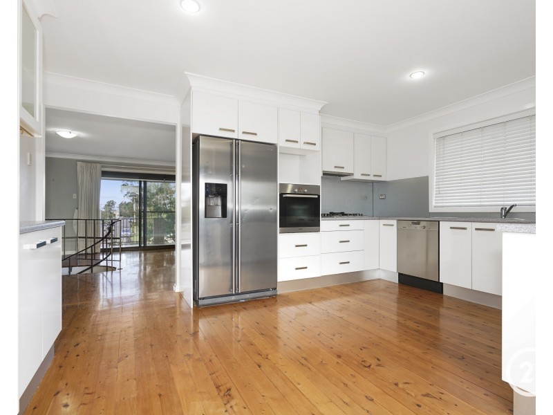 10 Echidna Street, Berkeley Vale NSW 2261