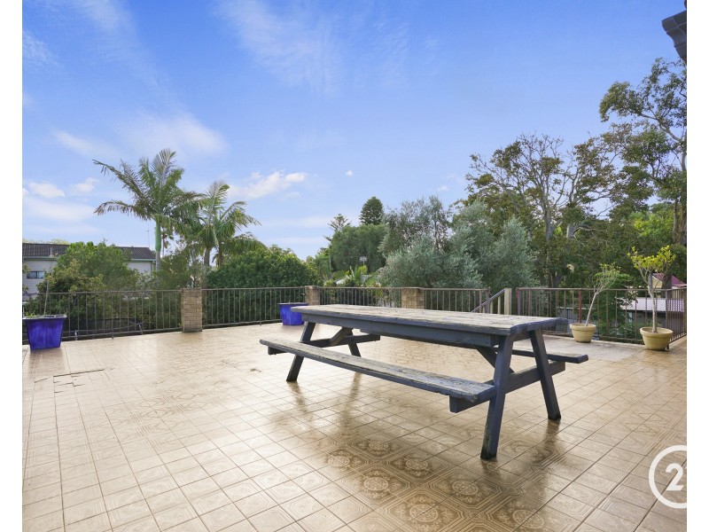 10 Echidna Street, Berkeley Vale NSW 2261