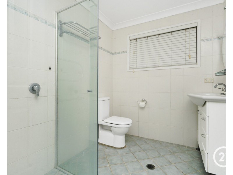 10 Echidna Street, Berkeley Vale NSW 2261