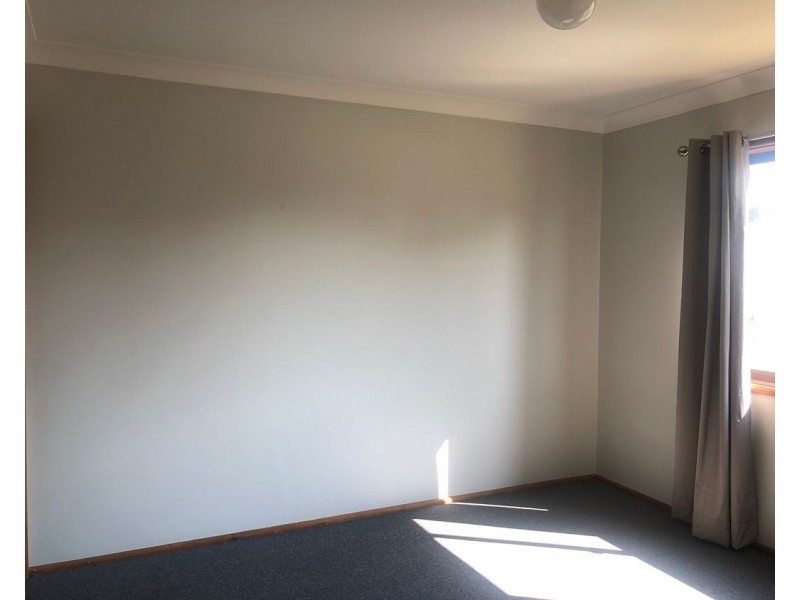 23 Oakland Ave, The Entrance NSW 2261