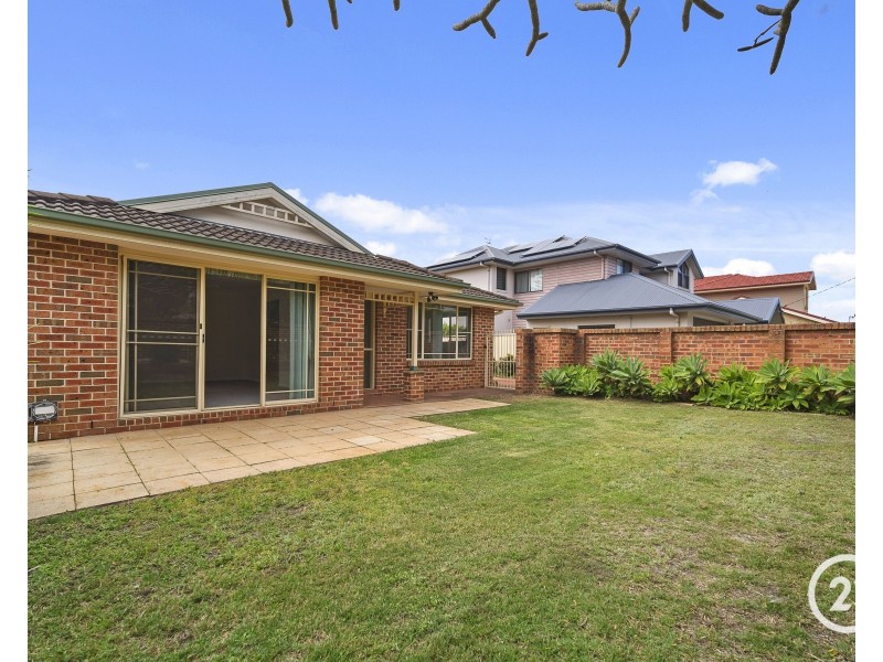 14 Yeddenba Avenue, Blue Bay NSW 2261