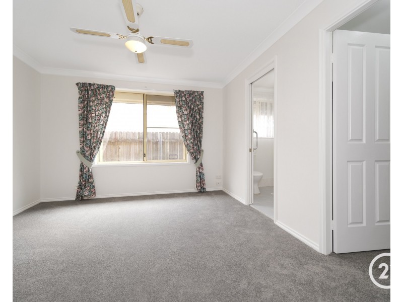 14 Yeddenba Avenue, Blue Bay NSW 2261