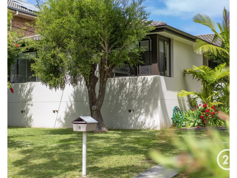 6 Patrick Street, Bateau Bay NSW 2261