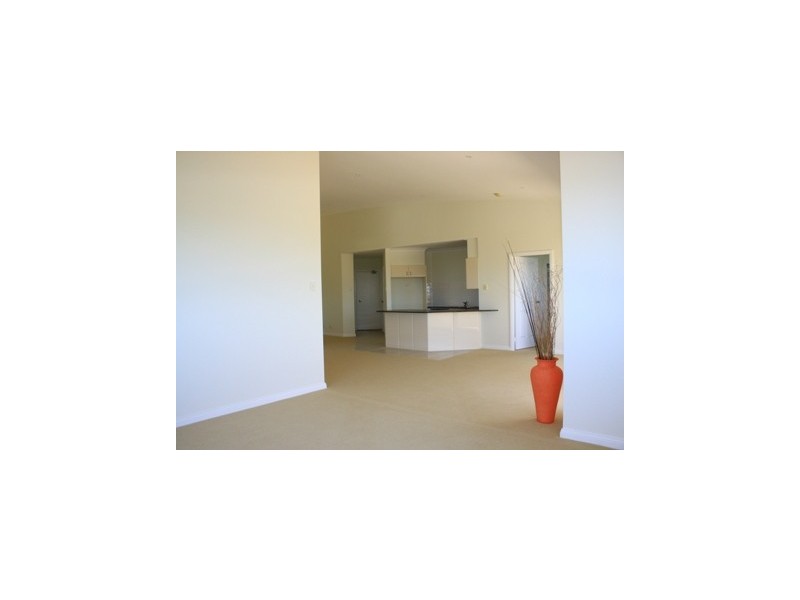 10/85-87 Hutton Rd, The Entrance North NSW 2261