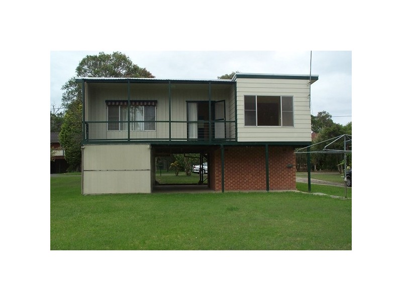 3 The Peninsular, Killarney Vale NSW 2261
