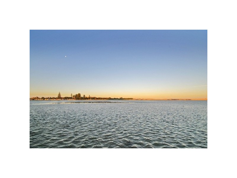 21 Benelong St, The Entrance NSW 2261