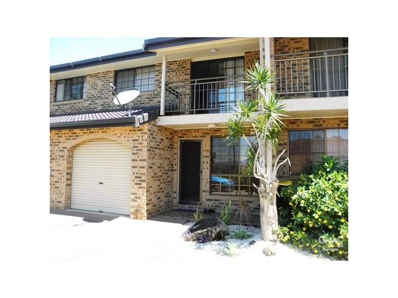 2/207 High Street, Lismore Heights NSW 2480