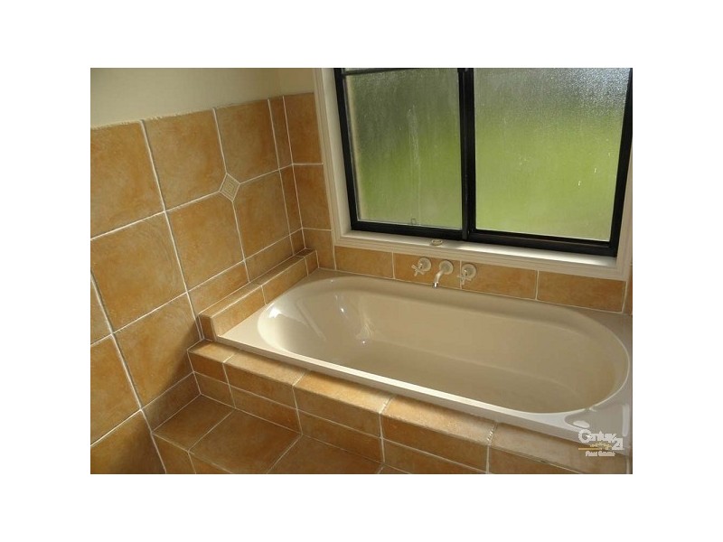 18 Ridgeland Close, Richmond Hill NSW 2480