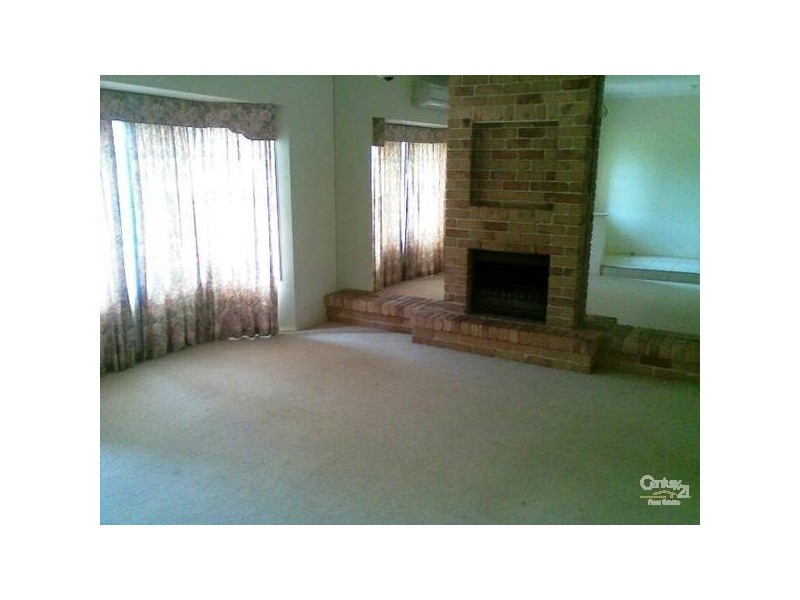 11 Whispering Valley Drive, Richmond Hill NSW 2480