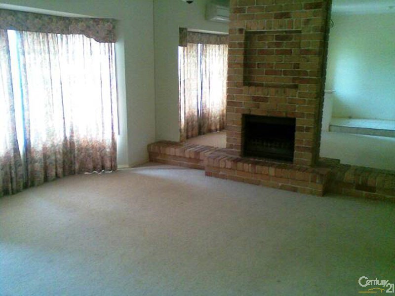 11 Whispering Valley Drive, Richmond Hill NSW 2480