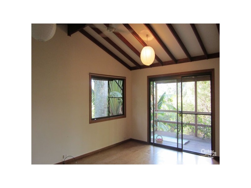 9 Robb Road, Lillian Rock NSW 2480