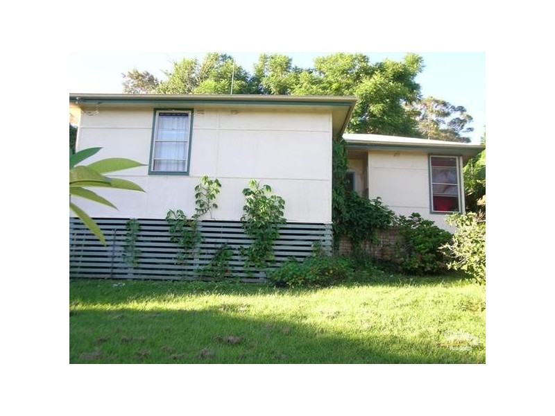 8 Robert Street, Lismore NSW 2480