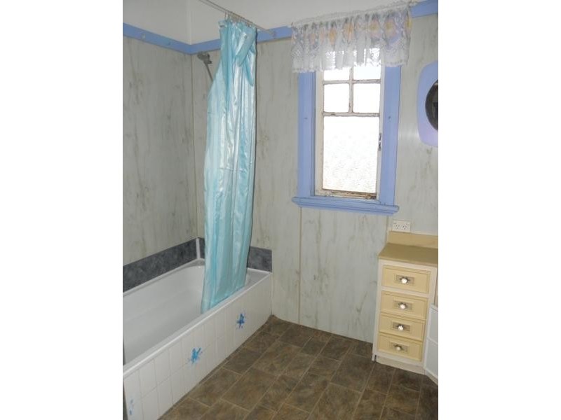 9 Cottee Street, East Lismore NSW 2480