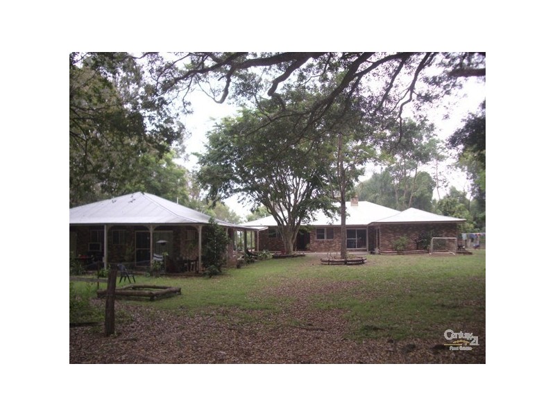 2 Randle Road, Marom Creek NSW 2480