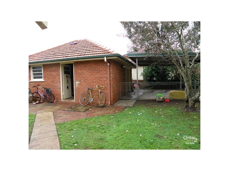66 Oakley Avenue, East Lismore NSW 2480