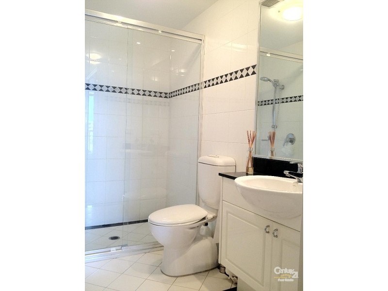 4/28 WARAYAMA PL ROZELLE, Rozelle NSW 2039