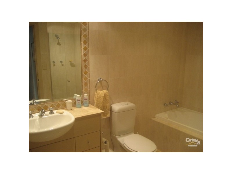 5 Wulumay Close, Rozelle NSW 2039