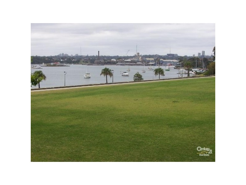 13 WARAYAMA PLACE, Rozelle NSW 2039