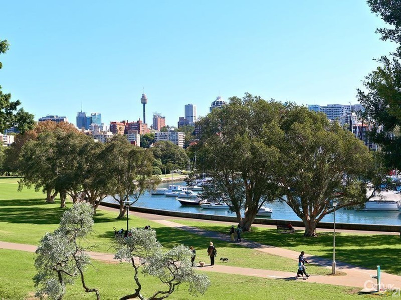 11/22 New Beach Road, Darling Point NSW 2027