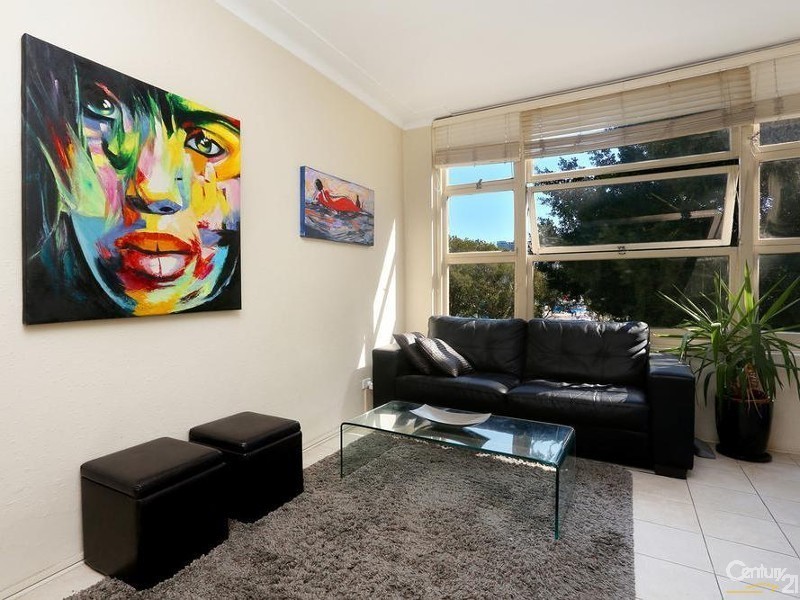 11/22 New Beach Road, Darling Point NSW 2027