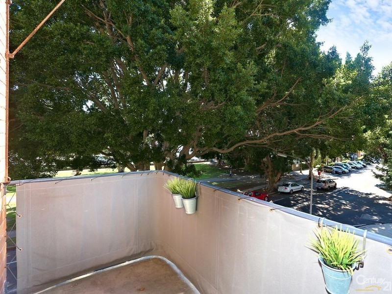 11/22 New Beach Road, Darling Point NSW 2027