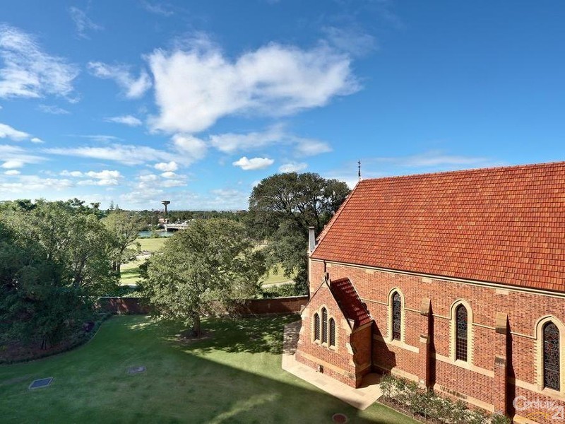 413/10 Brodie Spark Drive, Wolli Creek NSW 2205