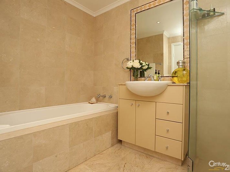 23/3 Wulumay Close, Rozelle NSW 2039