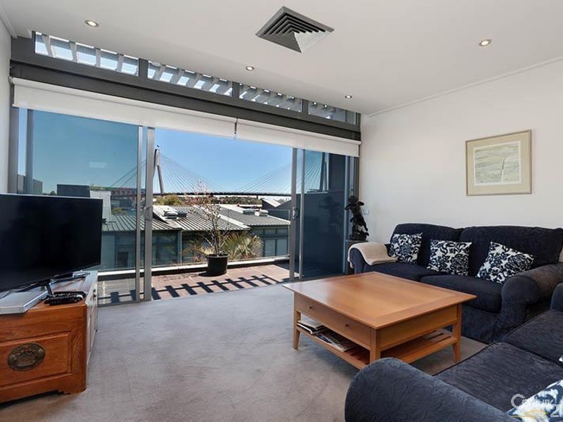 105 Ferry Road, Glebe NSW 2037