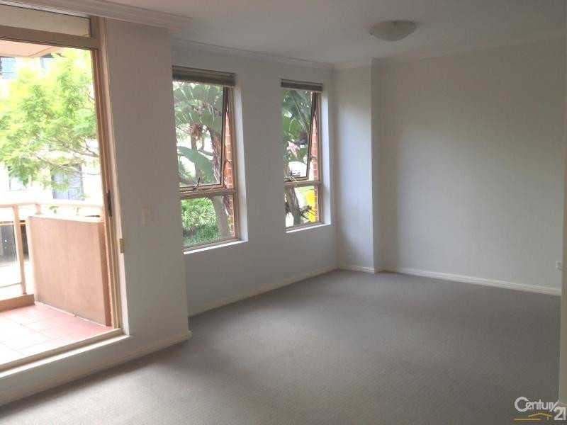 1/6 Yara Ave, Rozelle NSW 2039