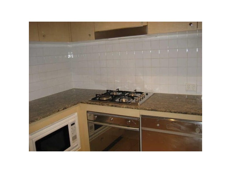 11/2A  Help Street, Chatswood NSW 2067