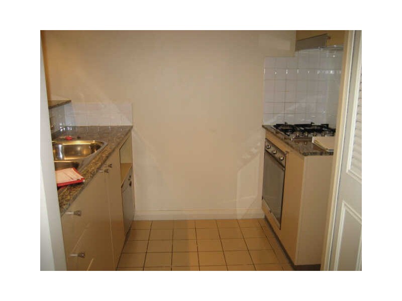 5/2A  Help Street, Chatswood NSW 2067